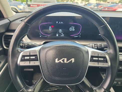 Certified 2025 Kia Telluride S AWD/4WD image 8