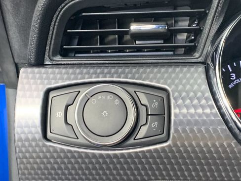 Used 2017 Ford Mustang GT Premium w/ GT Performance Package RWD image 16