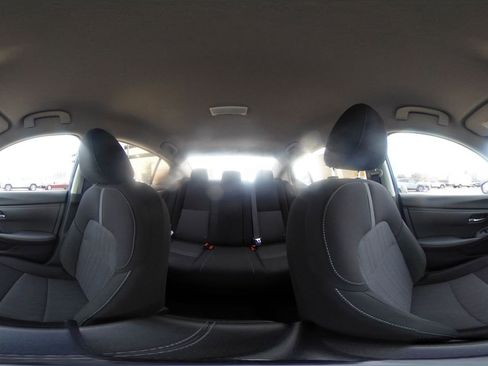 Used 2025 Nissan Sentra SV image 40