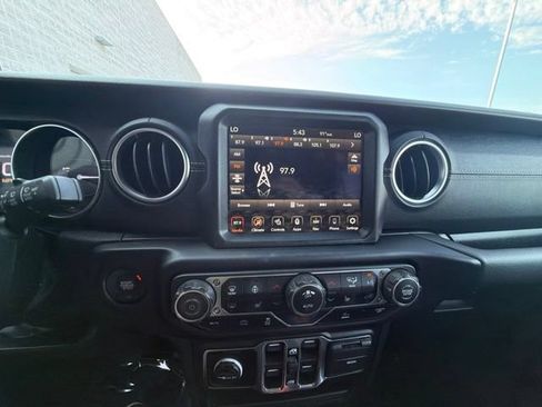 Used 2023 Jeep Wrangler Unlimited Sahara w/ Cold Weather Group AWD/4WD image 26