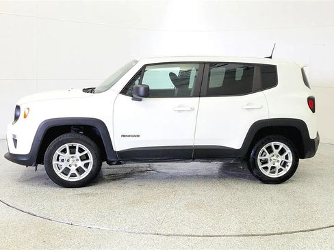 Used 2023 Jeep Renegade Latitude image 4