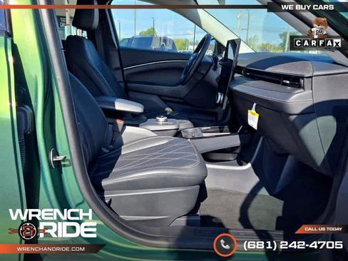 Used 2024 Ford Mustang Mach-E Select w/ Comfort Package Lite image 27