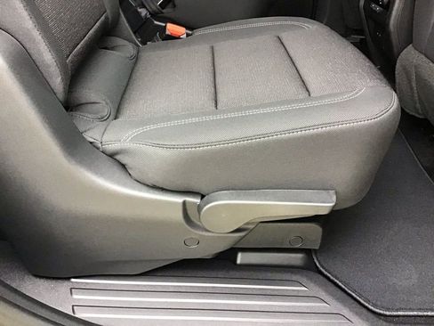 New 2026 Chevrolet Traverse LT image 21