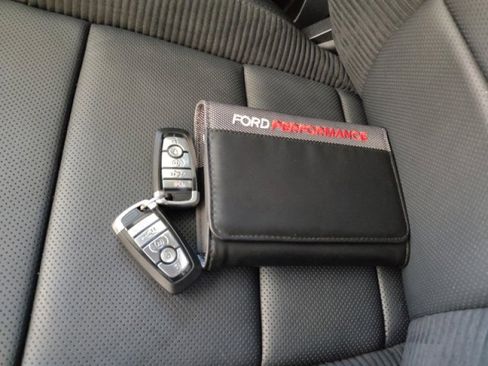 Used 2022 Ford F150 Raptor w/ Raptor 37 Performance Package image 23