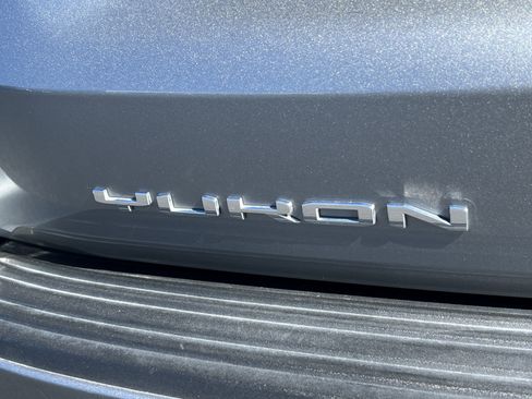 Used 2026 GMC Yukon Denali Ultimate AWD/4WD image 9