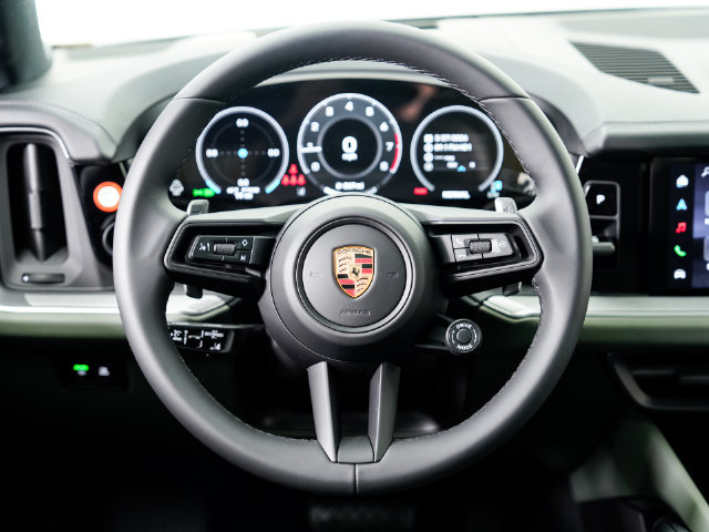 Certified 2026 Porsche Cayenne Coupe AWD/4WD image 12