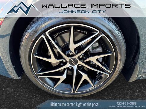 Used 2023 Kia Stinger GT-Line w/ Sun & Sound Package image 9