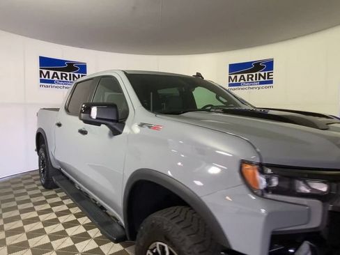 Used 2024 Chevrolet Silverado 1500 ZR2 w/ Technology Package AWD/4WD image 3