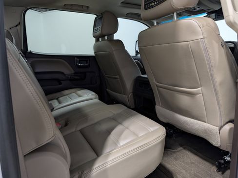Used 2016 GMC Sierra 3500 Denali w/ Duramax Plus Package image 20