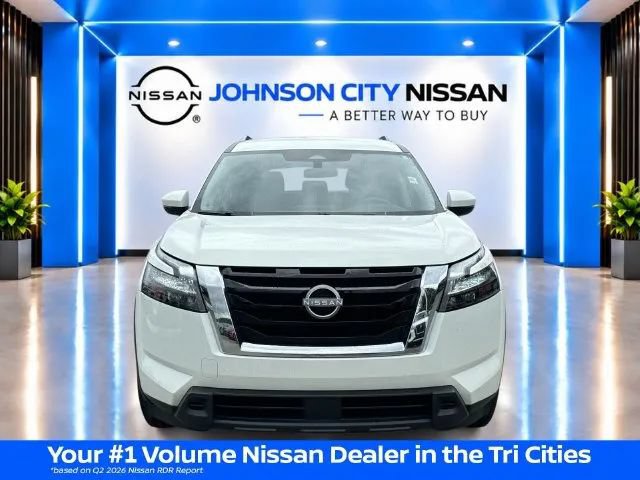 Certified 2025 Nissan Pathfinder SV AWD/4WD image 9