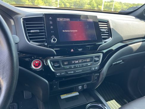 Used 2023 Honda Ridgeline Black Edition image 9