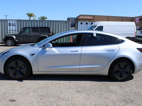 Used 2018 Tesla Model 3 Long Range RWD image 7