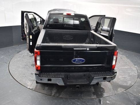 Used 2019 Ford F350 XLT w/ XLT Premium Package image 22