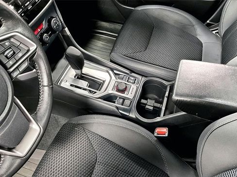 Used 2021 Subaru Forester Premium image 18