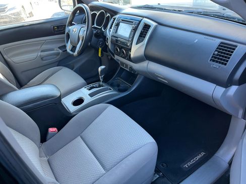 Used 2013 Toyota Tacoma 4x4 Double Cab image 11