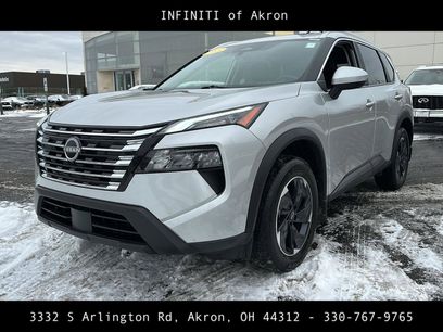 Used 2025 Nissan Rogue SV w/ SV Premium Package