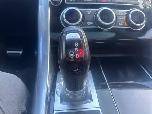 Used 2016 Land Rover Range Rover Sport Supercharged AWD/4WD image 29