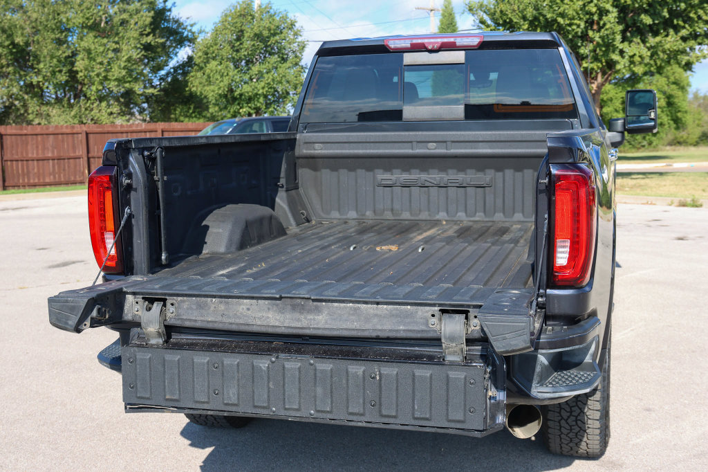 Used 2020 GMC Sierra 2500 Denali w/ Denali Ultimate Package AWD/4WD image 10