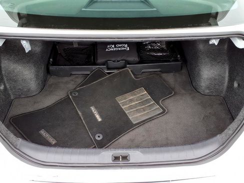 Used 2023 Nissan Altima 2.5 SV w/ SV Premium Package image 10