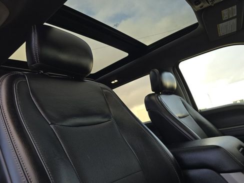 Used 2019 Ford F250 Lariat w/ Lariat Ultimate Package image 15