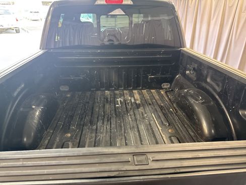 Used 2015 Ford F150 Lariat w/ Equipment Group 502A Luxury image 17