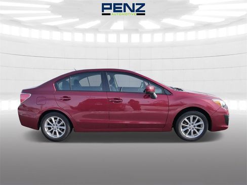 Used 2014 Subaru Impreza 2.0i Premium w/ All-Weather Package w/CVT image 8