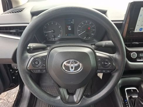 Used 2024 Toyota Corolla LE FWD image 19