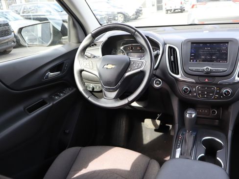 Used 2021 Chevrolet Equinox LT image 12