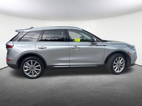 Used 2022 Lincoln Corsair AWD w/ Premium Package image 15