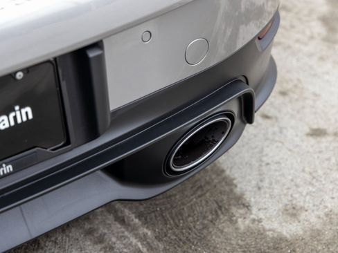 Certified 2025 Porsche 911 Carrera image 20