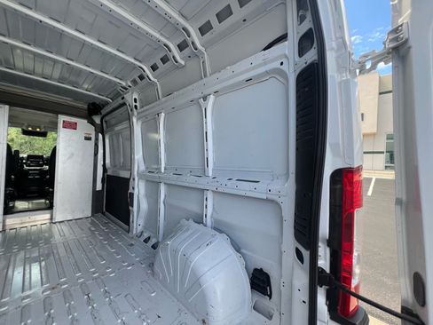 Used 2024 RAM ProMaster 2500 FWD image 17