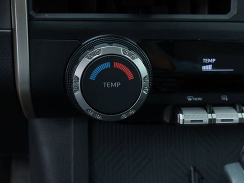 Used 2025 Toyota Tacoma SR5 image 22