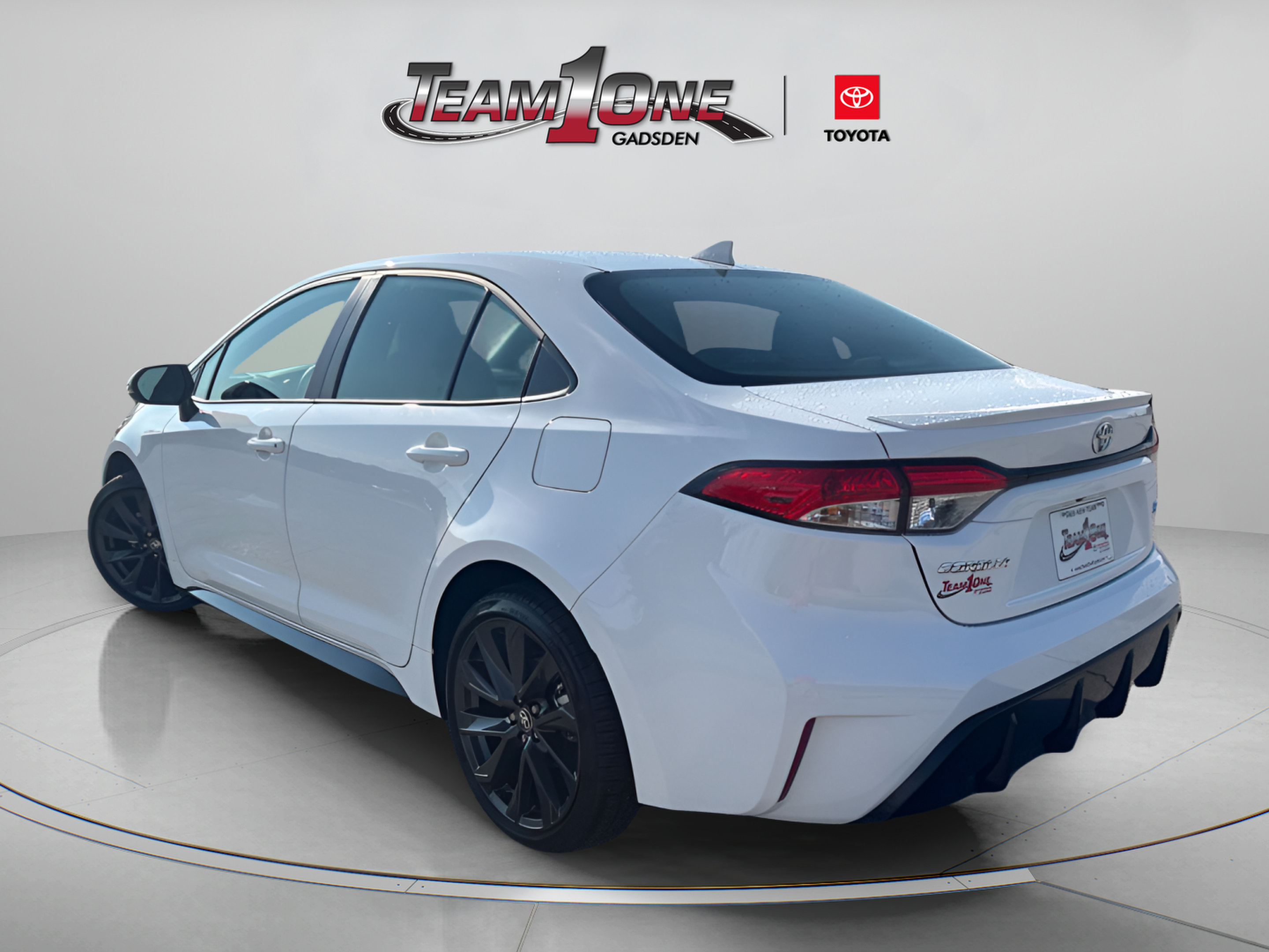 Certified 2026 Toyota Corolla SE FWD image 5