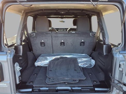 Used 2021 Jeep Wrangler Unlimited Sport image 24