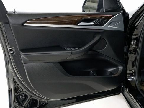 Used 2024 BMW X3 xDrive30i w/ Convenience Package image 7