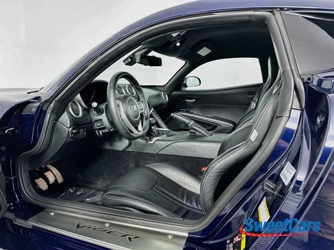 Used 2016 Dodge Viper GTS RWD image 9