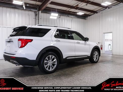 Used 2021 Ford Explorer Limited w/ Equipment Group 301A image 6