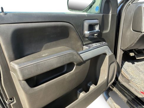 Used 2018 Chevrolet Silverado 1500 LT w/ All Star Edition AWD/4WD image 10