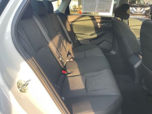 Used 2024 Honda Accord EX image 29
