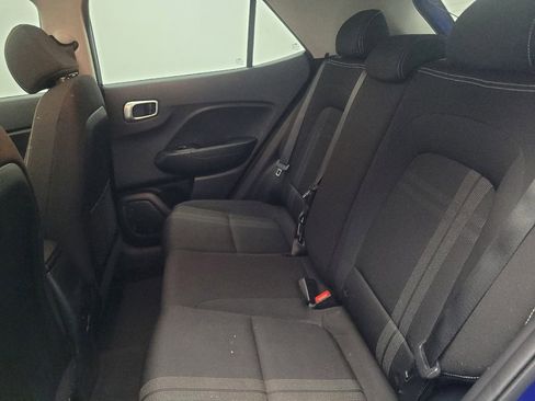 Used 2020 Hyundai Venue SEL w/ Convenience + Premium Package FWD image 18
