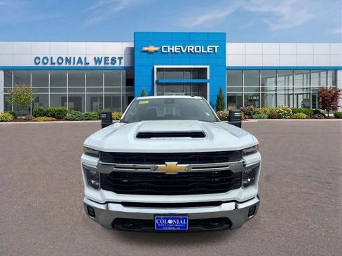 Used 2025 Chevrolet Silverado 2500 LT AWD/4WD image 24