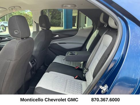 Used 2022 Chevrolet Equinox LS FWD image 26