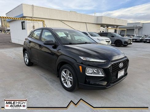Used 2018 Hyundai Kona SE image 1