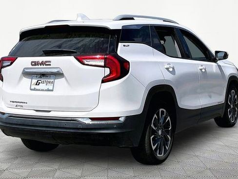 Used 2022 GMC Terrain SLT w/ Infotainment Package II image 5