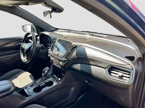 Used 2024 Chevrolet Equinox RS image 27