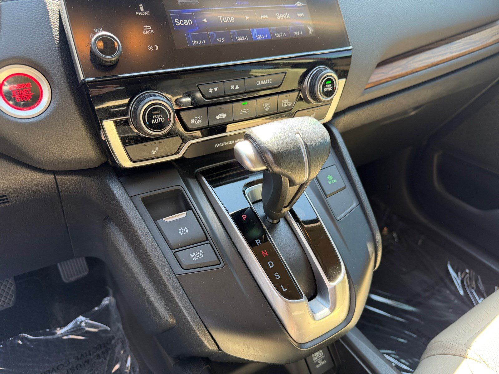 Used 2017 Honda CR-V Touring image 12