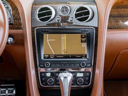 Used 2013 Bentley Continental GT image 23