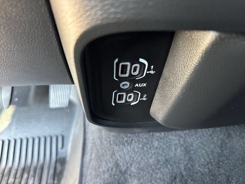 Used 2025 RAM 1500 Big Horn AWD/4WD image 25