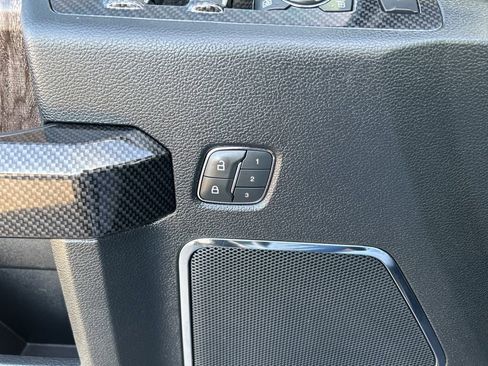 Used 2019 Ford F250 Lariat w/ Lariat Ultimate Package image 13