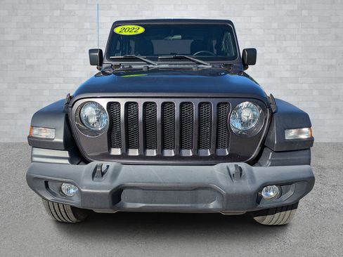 Used 2022 Jeep Wrangler Sport S image 3